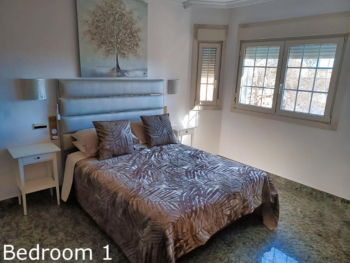 Large Villa Private Pool And Garden Near Beach Roquetas de Mar Exterior foto
