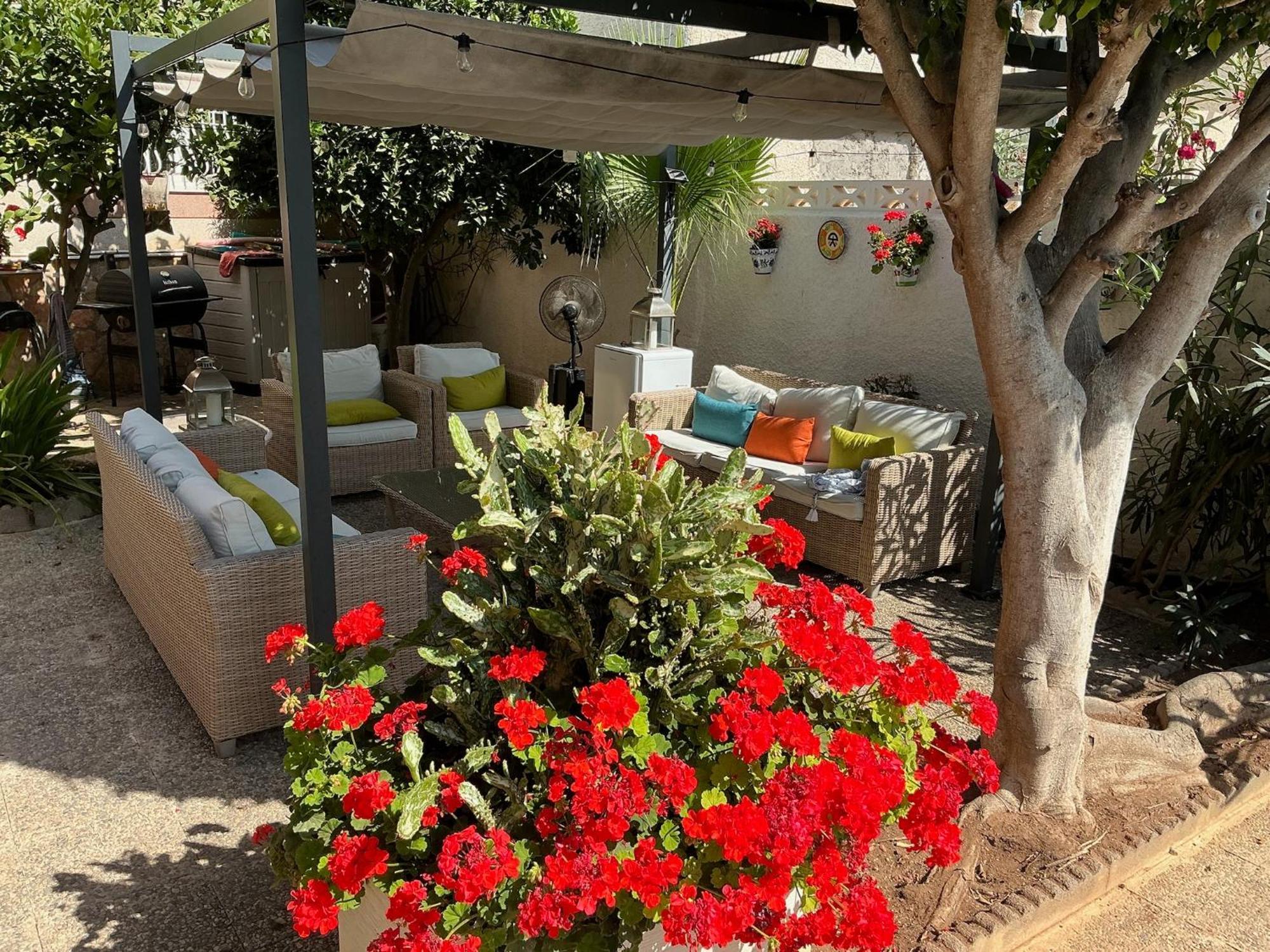 Large Villa Private Pool And Garden Near Beach Roquetas de Mar Exterior foto